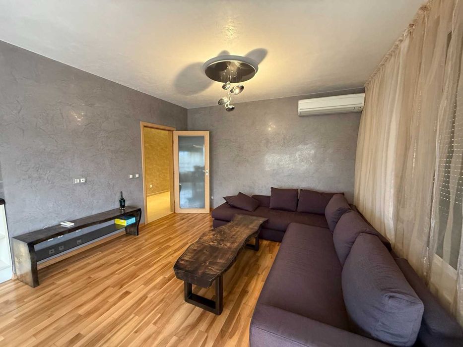 Дава се под наем Четиристаен апартамент в Пловдив, Кършияка - 150 кв.м за 897.6 € - Снимка #3