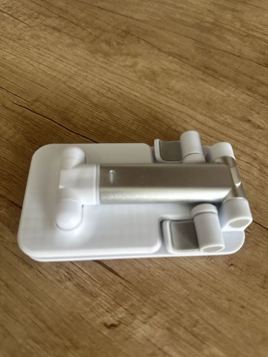 Подставка под телефон