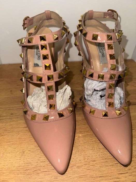 valentino garavani обувки на ток