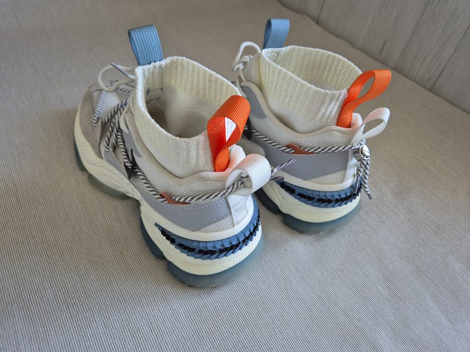 Adidasi ca noi  încălțăminte sport 43, (27.5 cm)