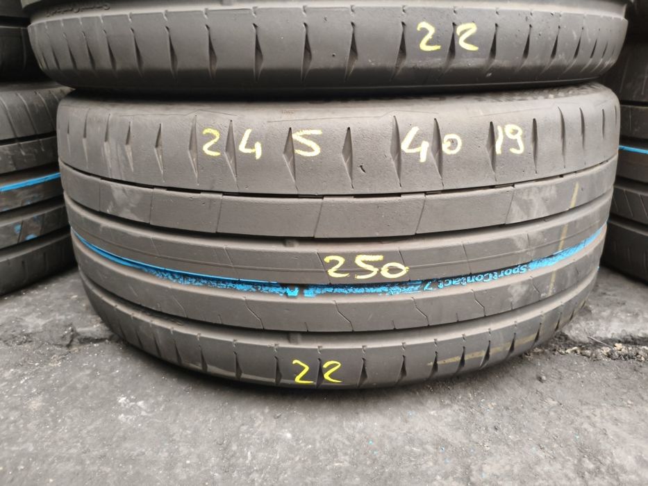 245 40 19 Continental