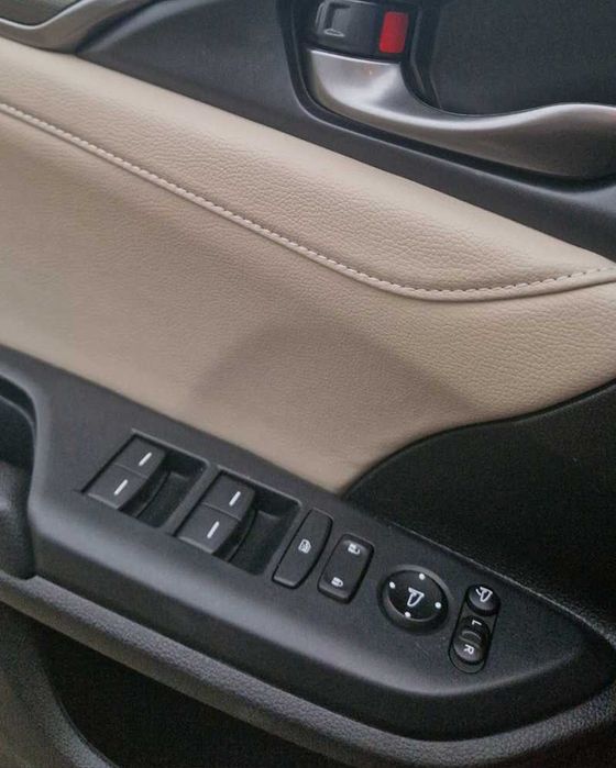 HONDA Civic 2018 — imagine 3