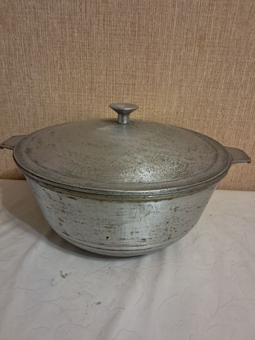 Продам казан алюминиевый 3л