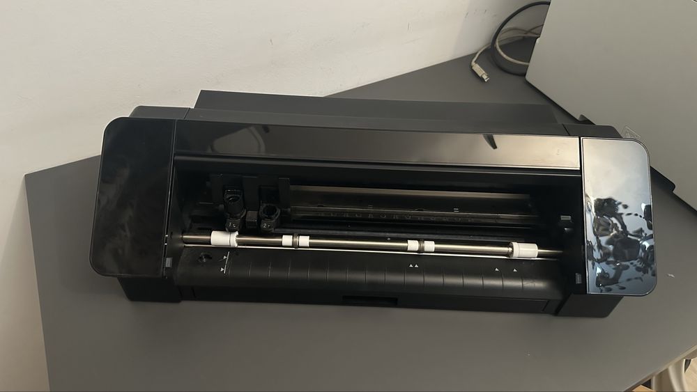 cutter plotter Silhouette Cameo 4