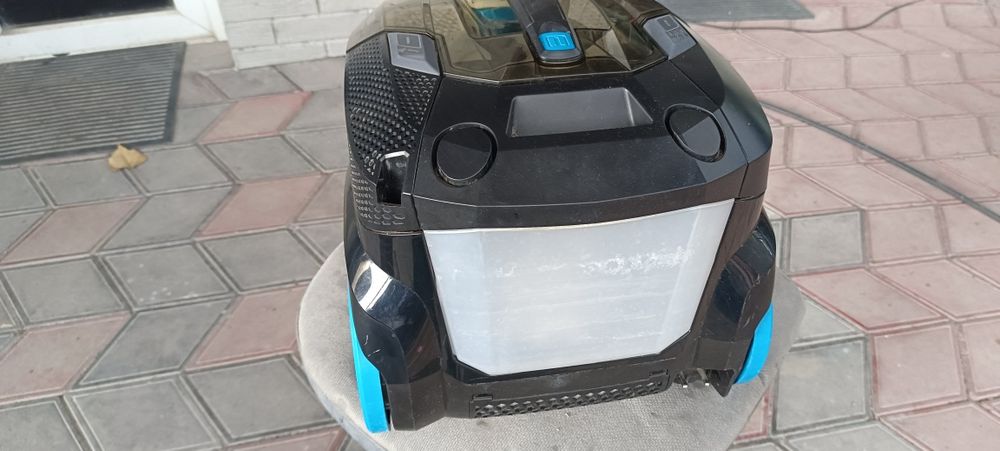 Профессиональный моющий пылесос Thomas