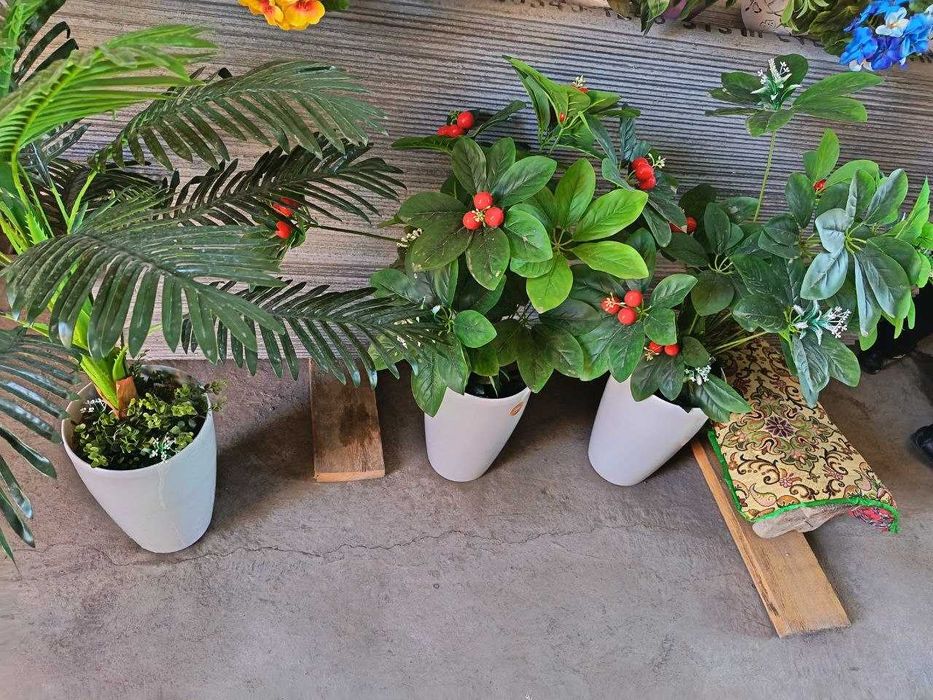 Suniy Chiroyli gullar