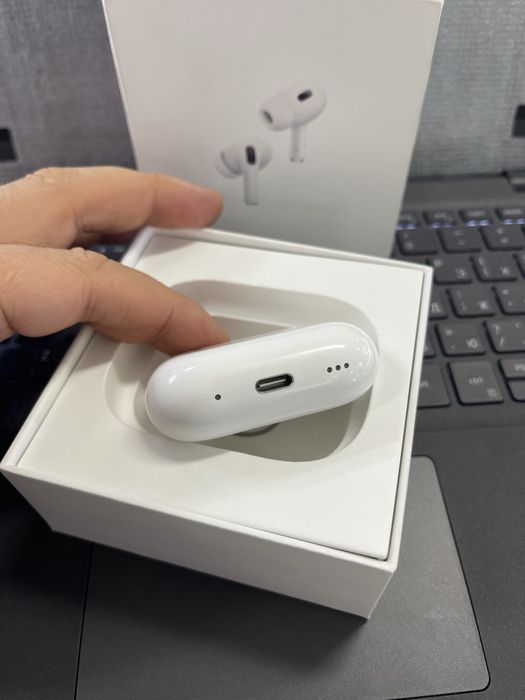 Кейс Airpods Pro 2 оригинал
