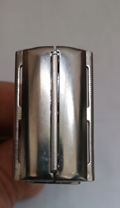 Класическа самобръсначка Gillette Slim Adjustable