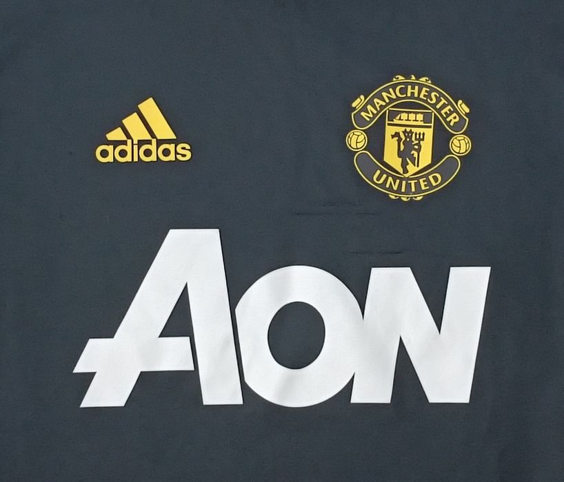 Adidas Manchester United Training Top оригинално горнище XS Адидас Манчестър Юнайтед спорт горно футбол тренировки