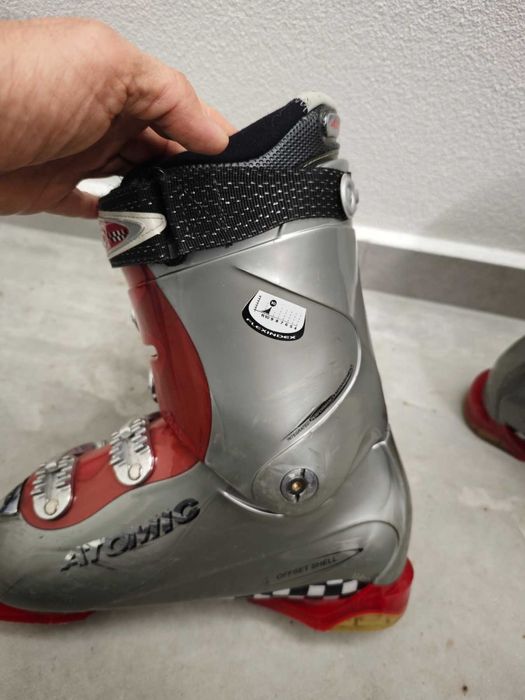 Ски обувки ATOMIC,много запазени