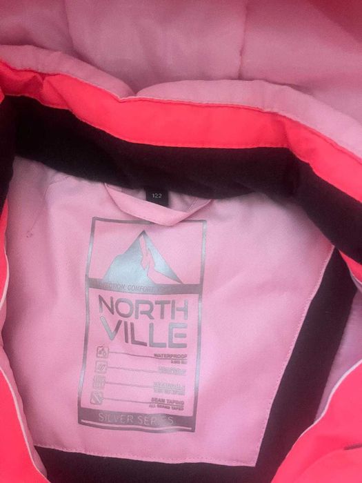 Vând costum ski fetițe 122 cm