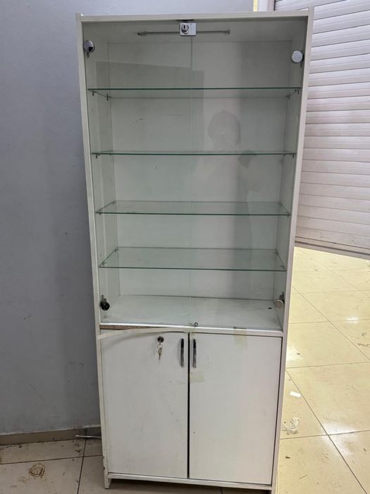 Продам шкаф срочно