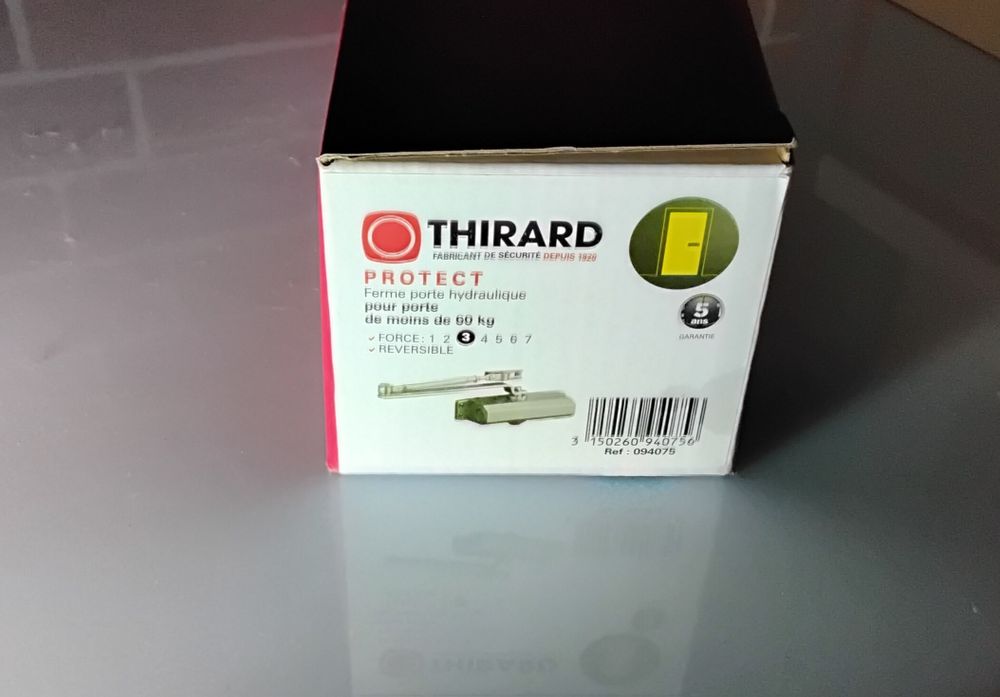 Френски автомат за врата THIRARD  до 60кг.  НОВ