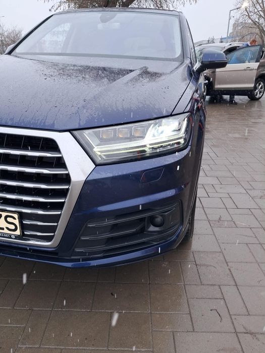 Audi Q7 -7 locuri