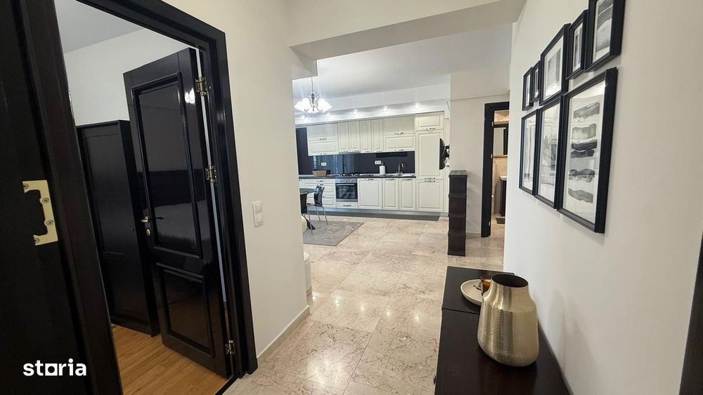 Proprietar, inchiriez apartament cu trei camere in Exclusive Residence