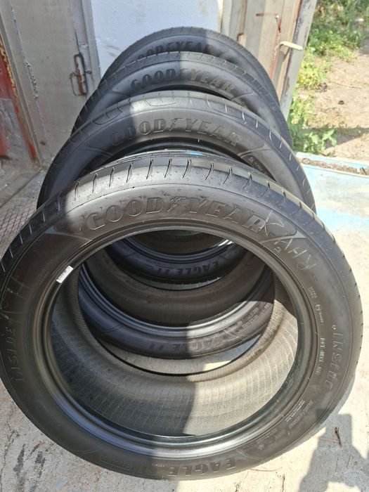 Продам шины 285/45/20  гудиер