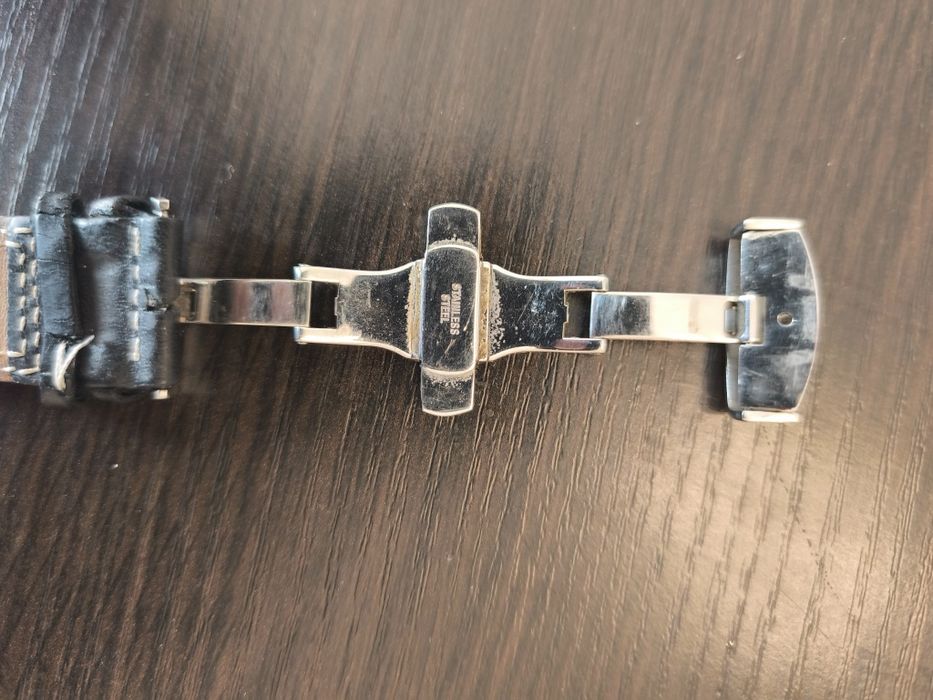 Часы мужские Toyota