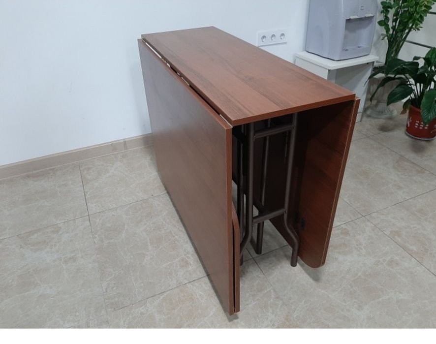 Стол книжка.  Б/у отличном состояние