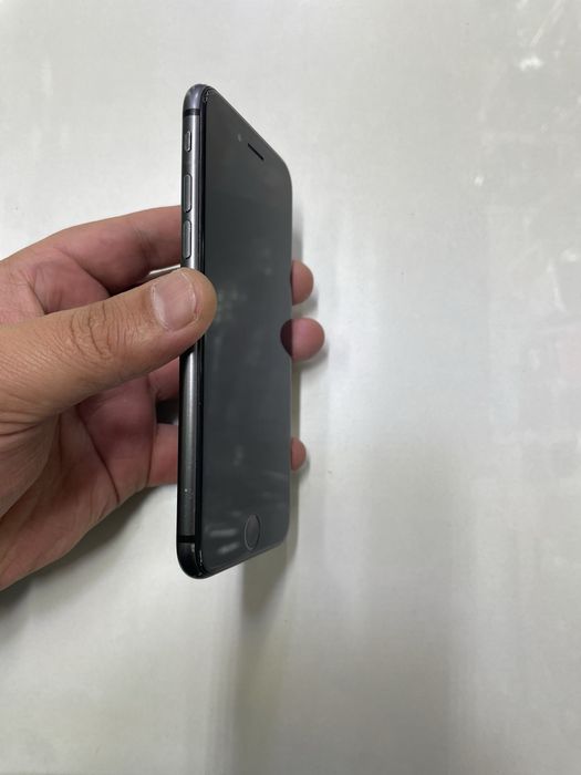 Iphone 8 (64GB) в идеальном состояний