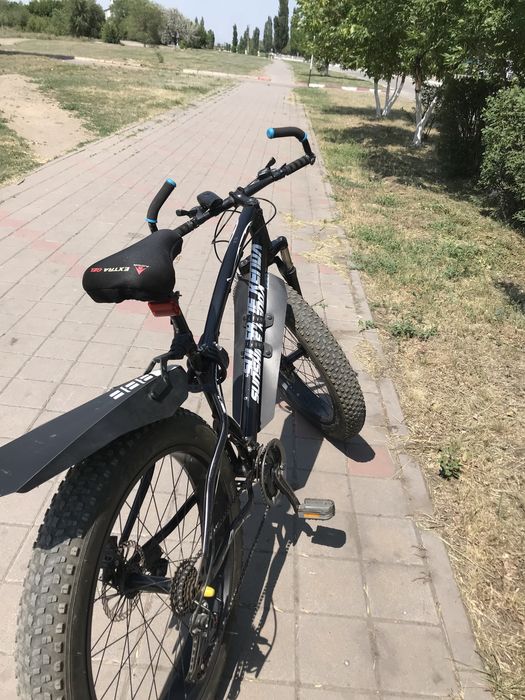 Фетбайк велосипед с широкими колёсами