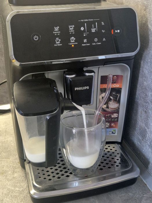 Кафе автомат Philips LatteGo 2200
