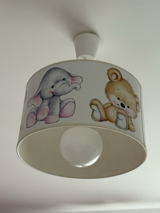 Lustra pentru camera copilului