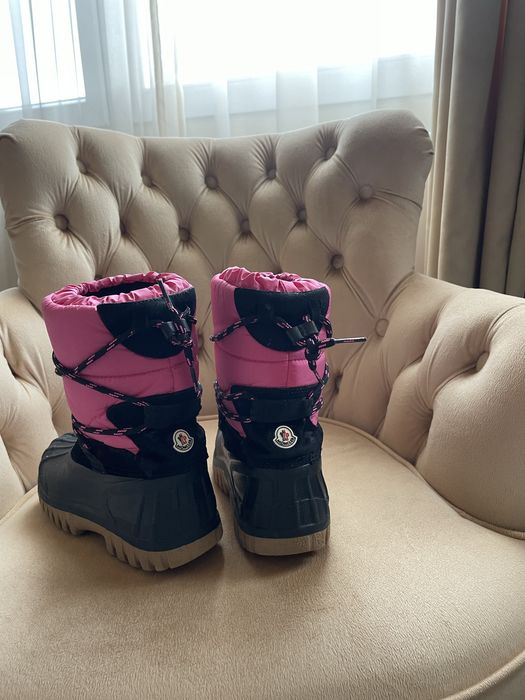 Апрески Moncler оригинални