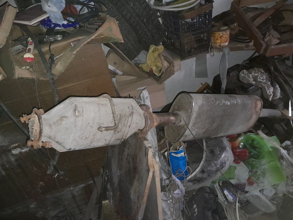 Выхлопная  труба