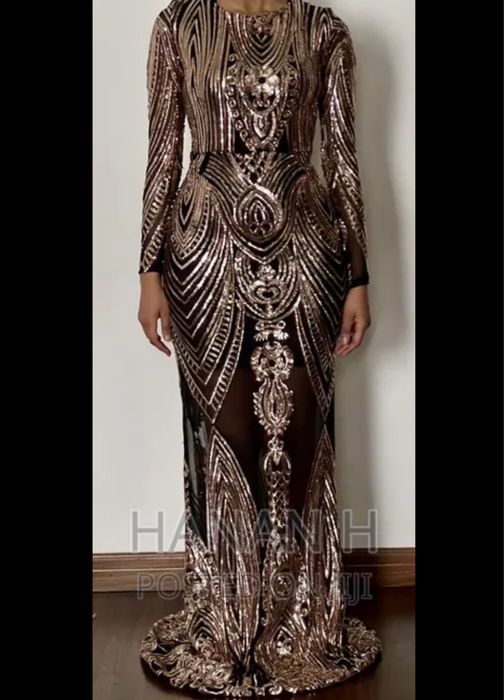 Официални рокли блестящи рокли