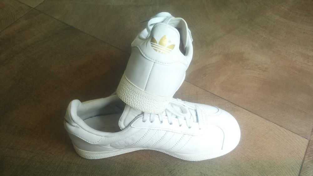 Adidas GAZELLE Leather Womens Shoes Размер EUR 36 2/3 дамски маратонки естествена кожа 414-14-S