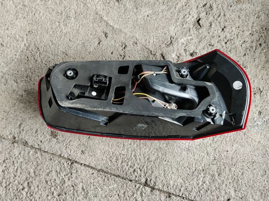 Stop Lampa stanga spate Citroen C4 Picasso 2013-2018 Cod: 185745 / 9677502680