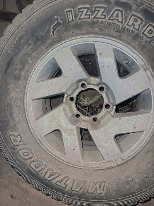 Запаска на митсубиси монтеро