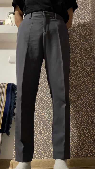 Серые брюки от ZARA