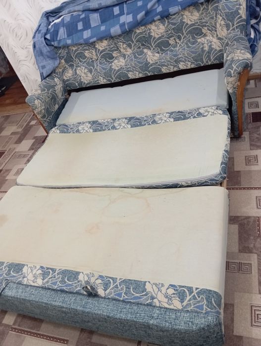 Продам диван раскладной