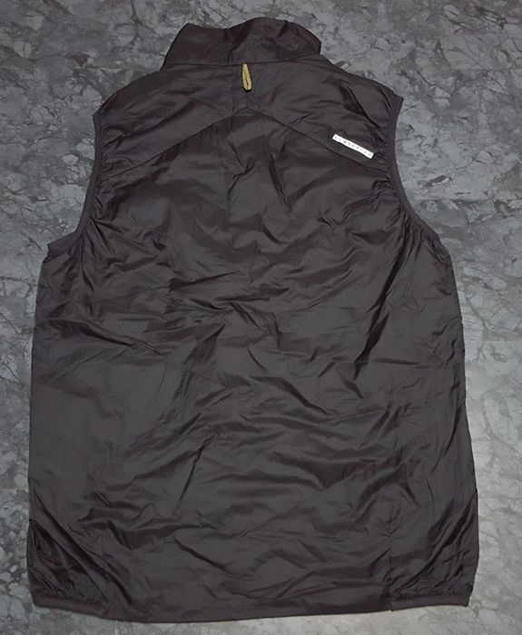 Haglőfs L.I.M. Barrier Vest / Aze beanie