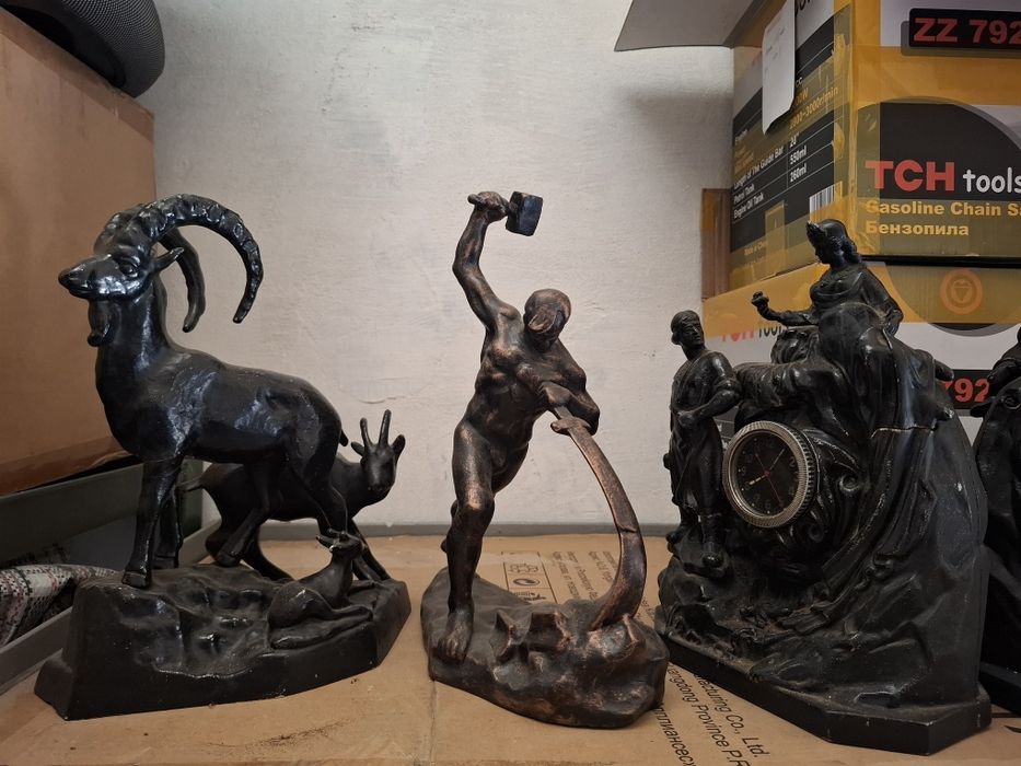 продам статуэтку