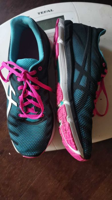 asics nike  mizuno   39 40