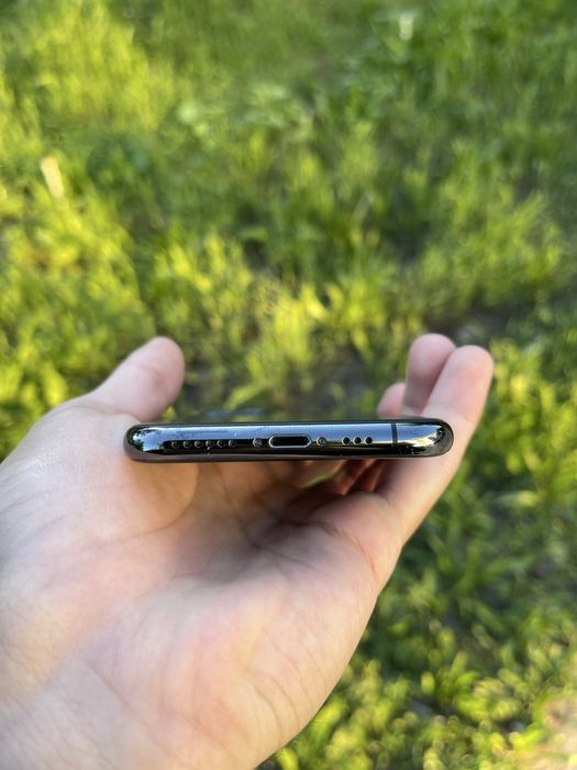 iPhone 11 Pro / 64GB