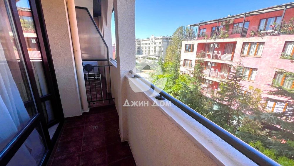Продава се Тристаен апартамент в к.к. Слънчев бряг - 76 кв.м за 994 €/кв.м - Снимка #9