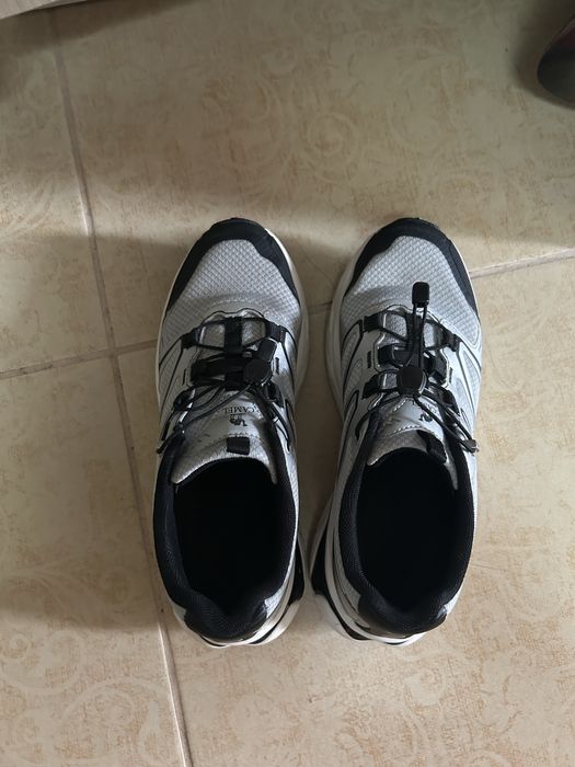 Кроссовки треккинговые 38р