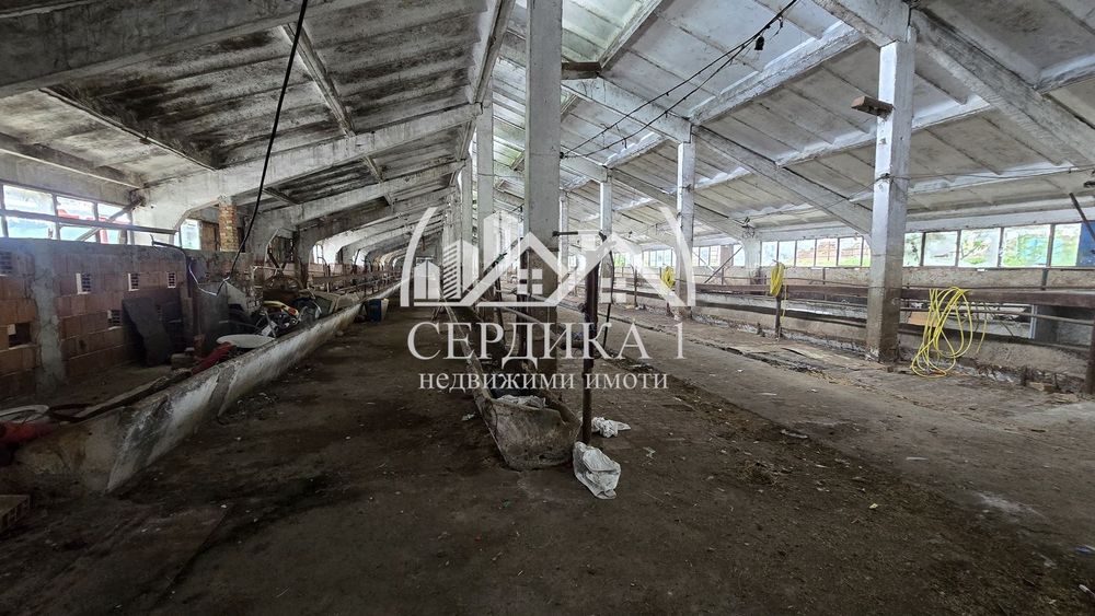 Пром. помещение в София, област-с.Душанци