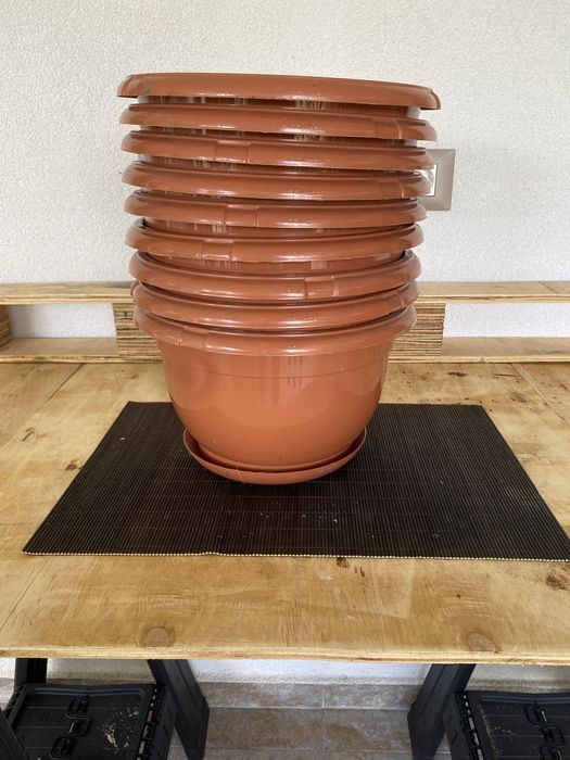Ghiveci din plastic cu farfurie diam 27 cm