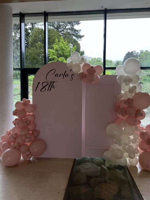 Decor cu baloane pentru evenimente