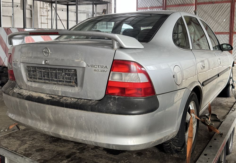Opel Vectra B 2.0 16V –MOTOR reparat capital +GPL+2 seturi jante aliaj