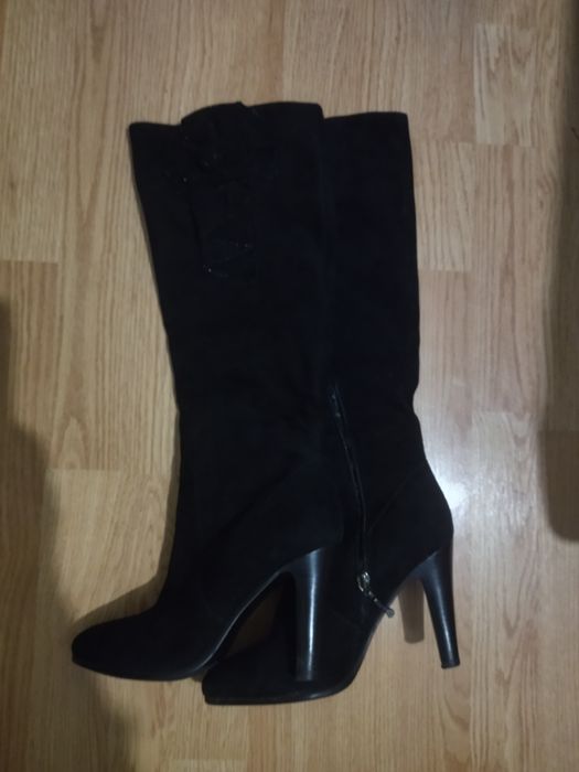 Продам 3 пары женских сапог