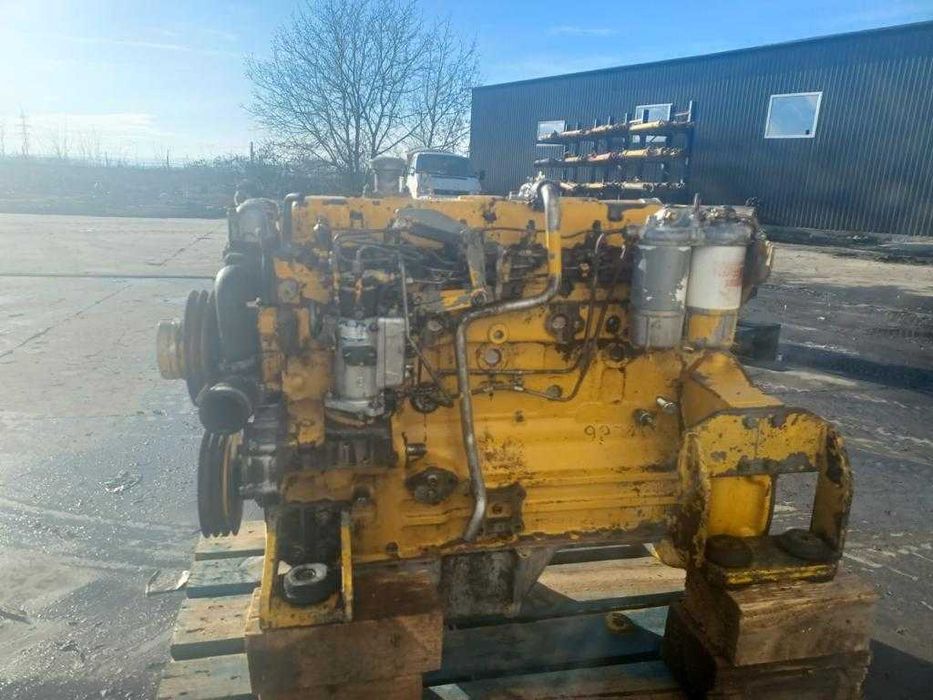 Motor Perkins in 6 cilindri , 100 kw