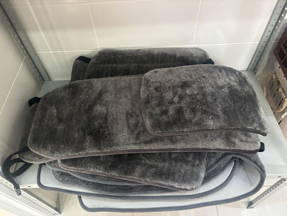 Авточехлы и автоподушки