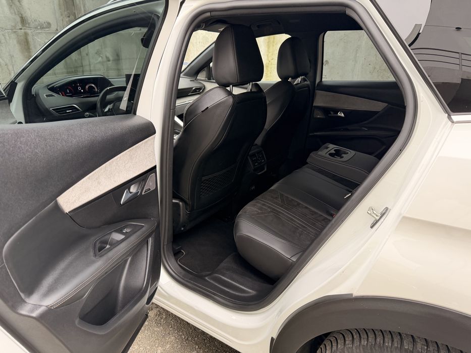 PEUGEOT 3008 1.5 diesel 130cp GT-Line Focal/Camere 360/ Masaj