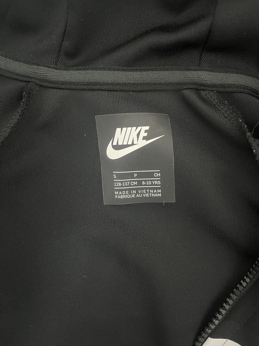 Суитшърт Nike, детски - оригинален.