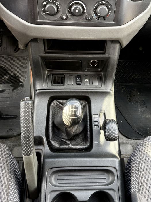Mitsubishi V60 Pajero 2.5 TD
